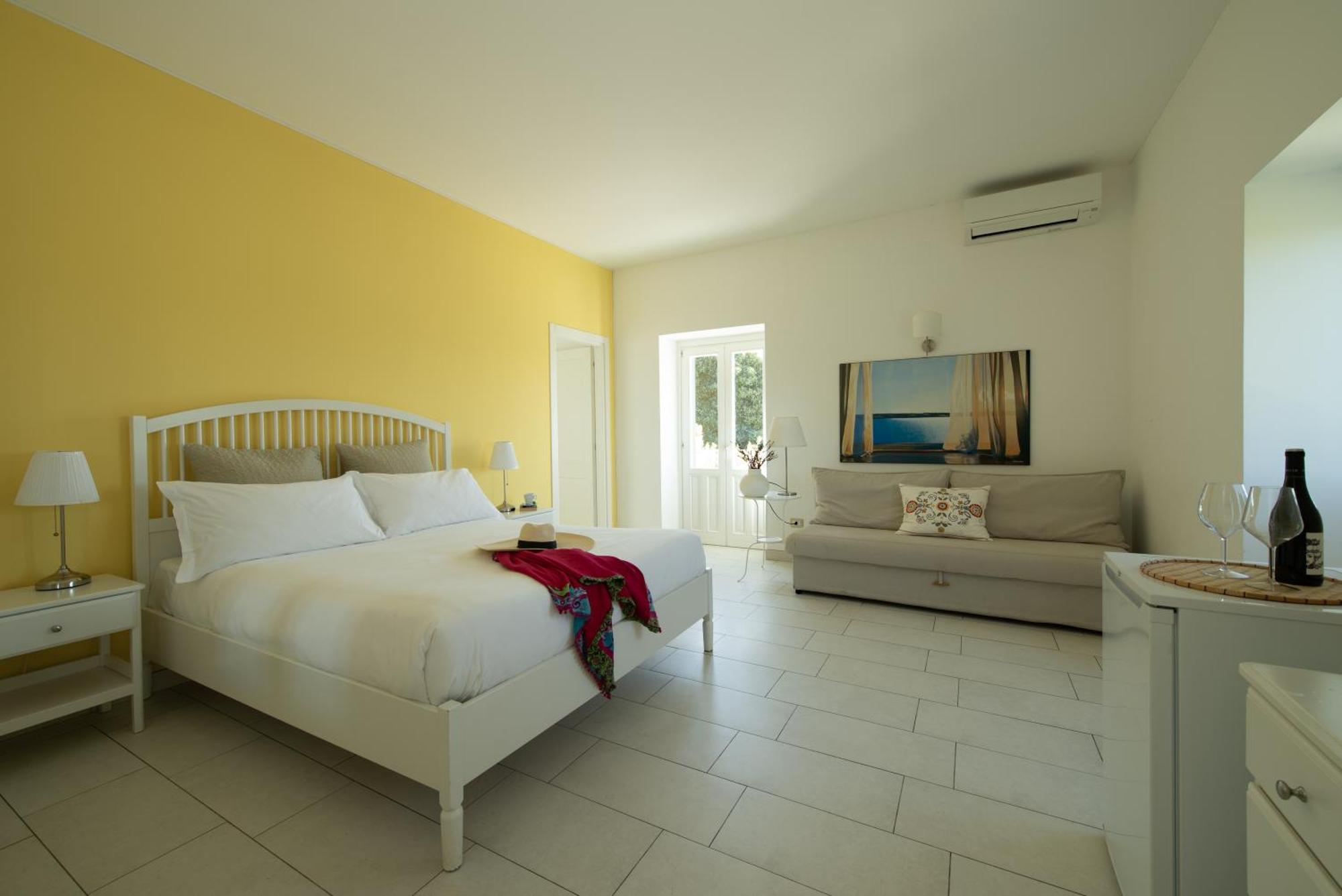 Isola Charm B&B - A Historic Villa Near Punta Del Pero Beach 锡拉库扎 外观 照片